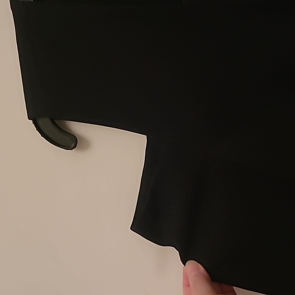 FOREVER21 Single Breasted Cold Shoulder Blazer Size L Black - Picture 5 of 6